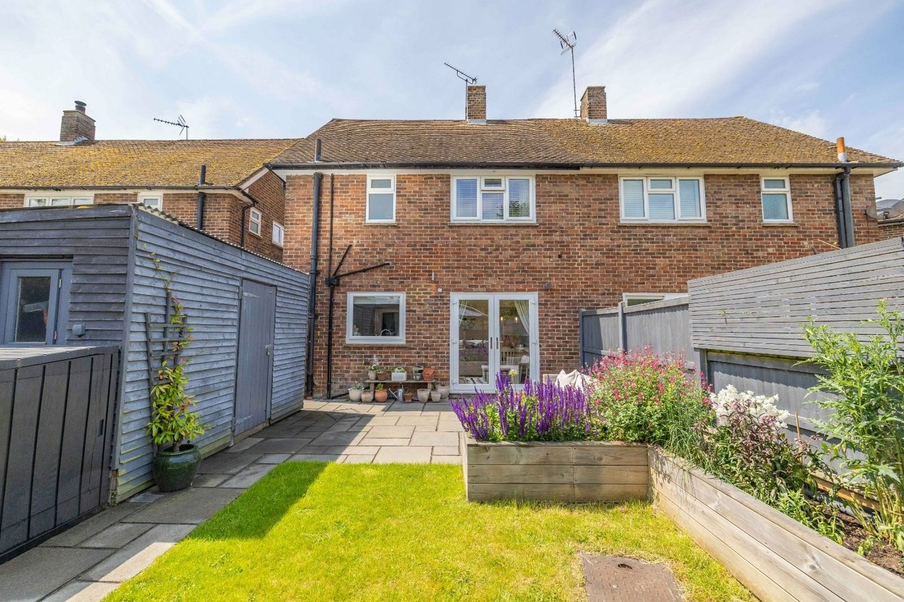 Properties For Sale in Crown Gardens Canterbury