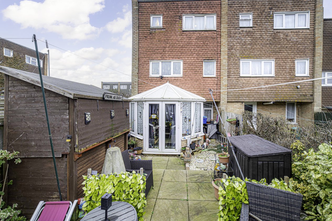 Properties For Sale in Crownfield Road Ashford