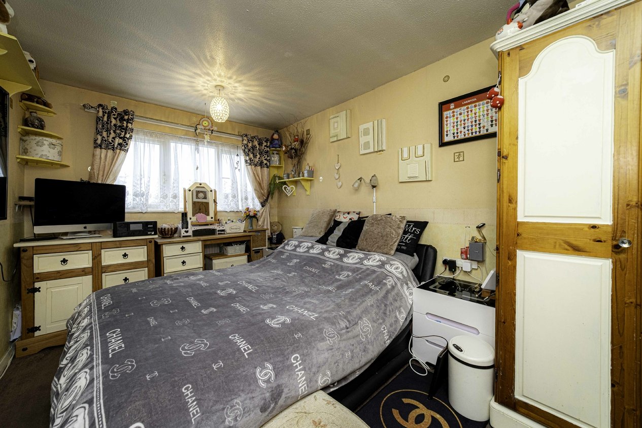 Properties For Sale in Crownfield Road Ashford