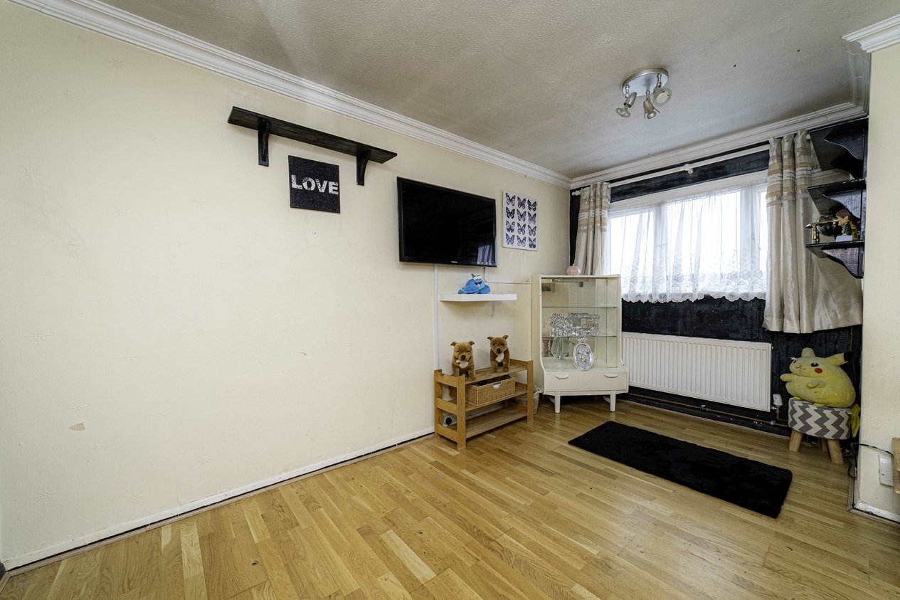 Properties For Sale in Crownfield Road Ashford