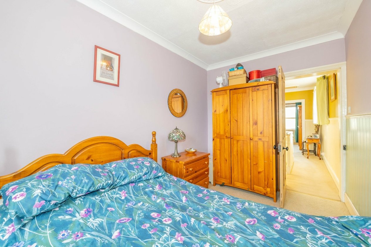 Properties Under Offer in Cudworth Road Ashford