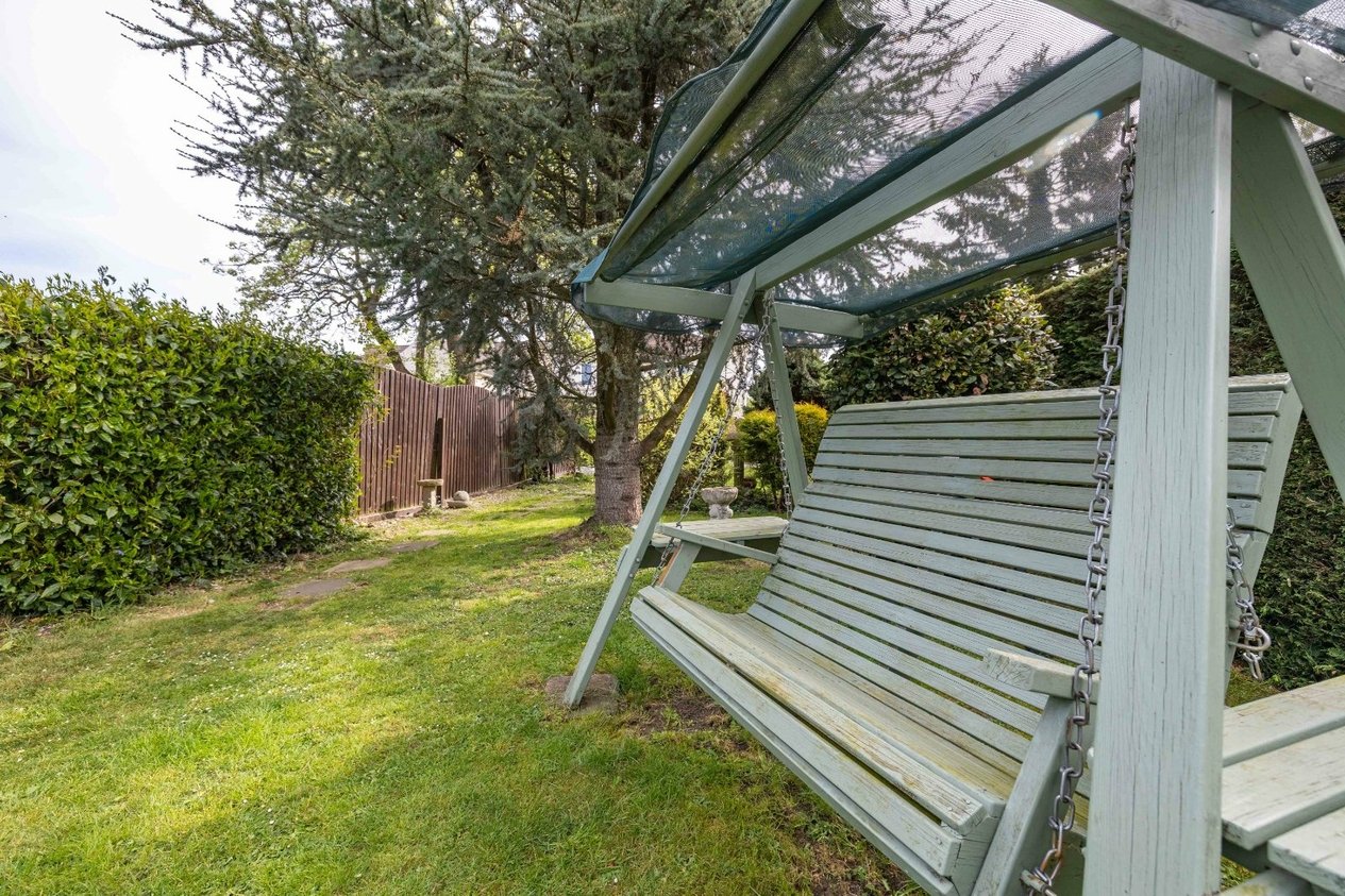 Properties Under Offer in Cudworth Road Ashford