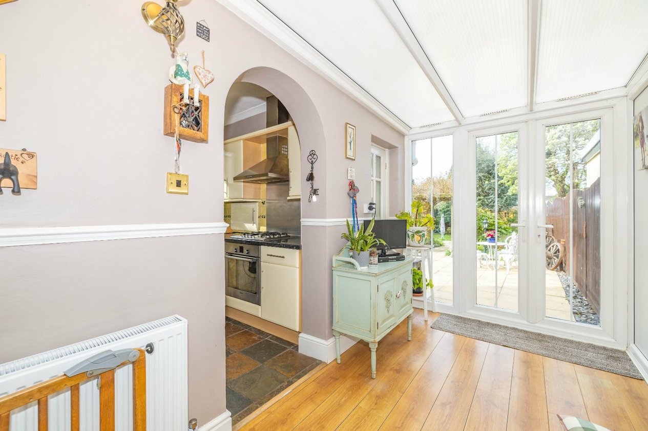 Properties Under Offer in Cudworth Road Ashford