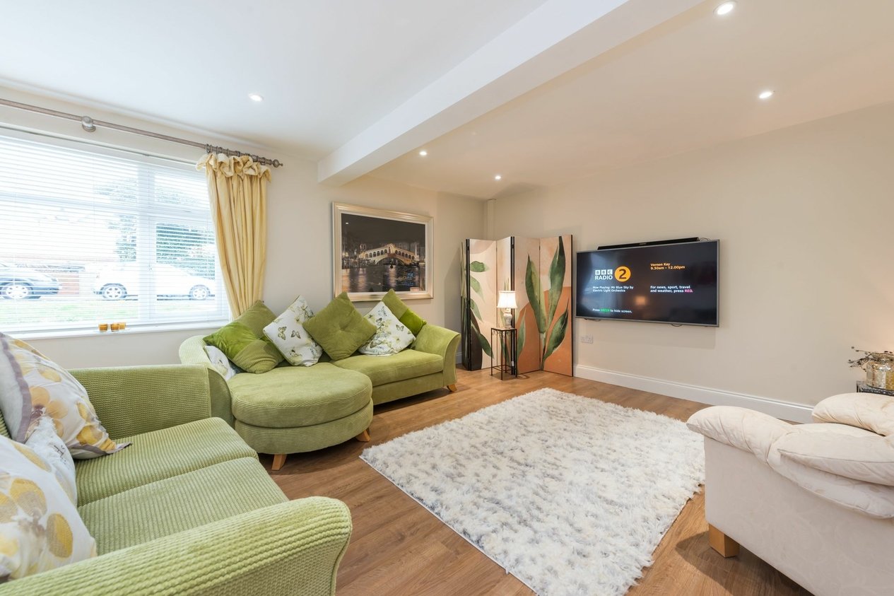 Properties For Sale in Cumberland Avenue  Broadstairs