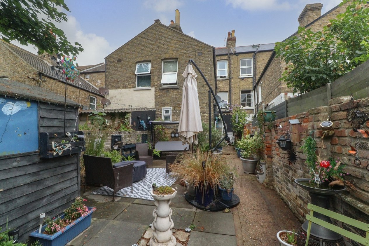 Properties For Sale in Dane Hill Row Margate