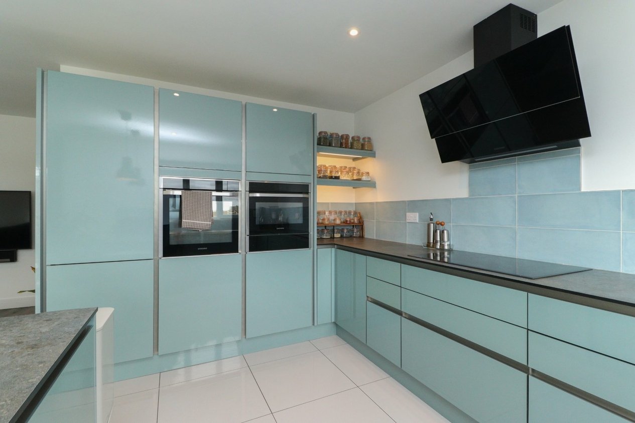 Properties For Sale in Dane Road Birchington