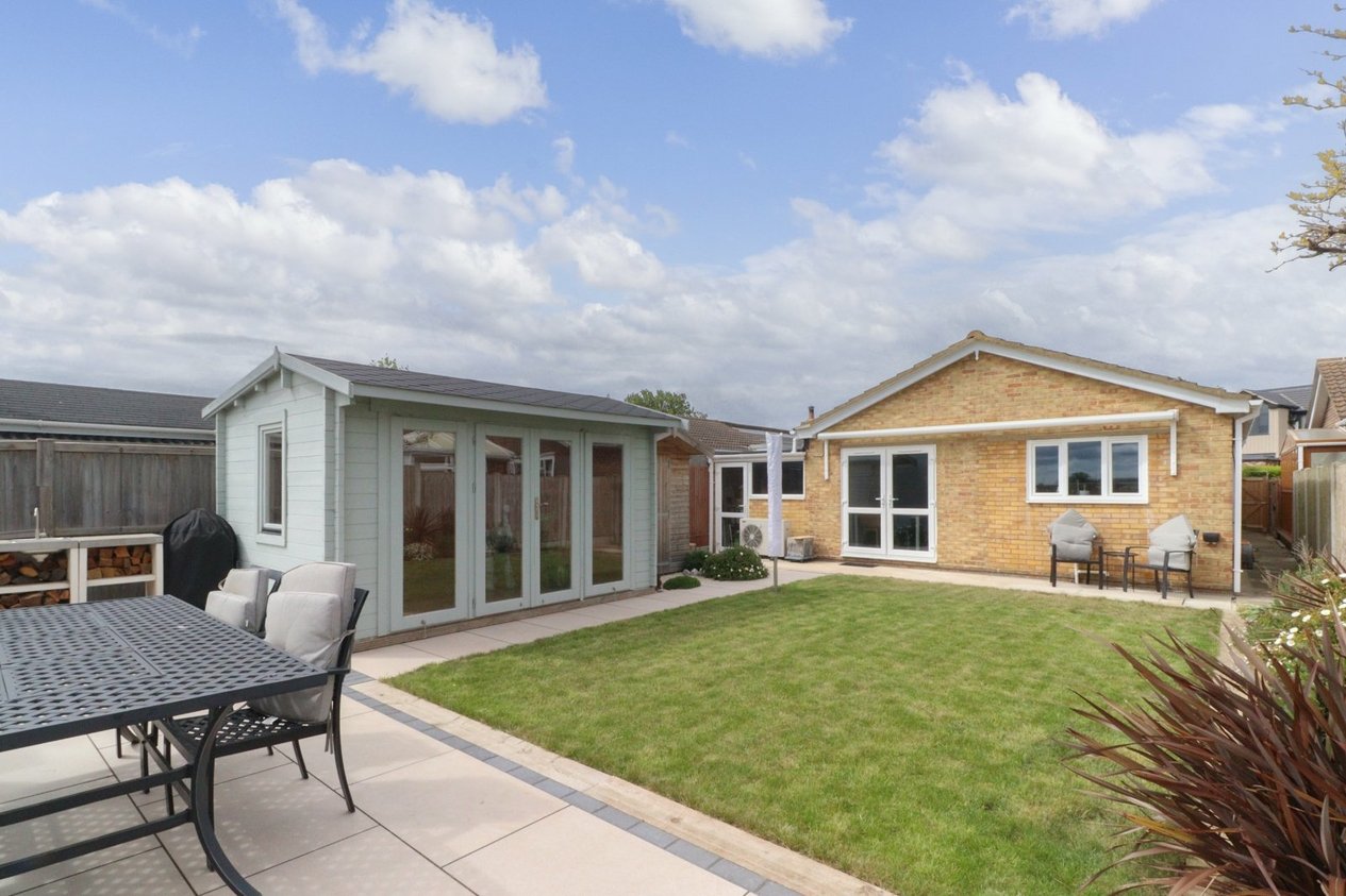 Properties For Sale in Dane Road Birchington