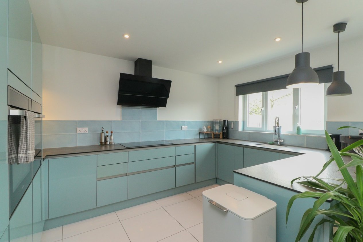 Properties For Sale in Dane Road Birchington