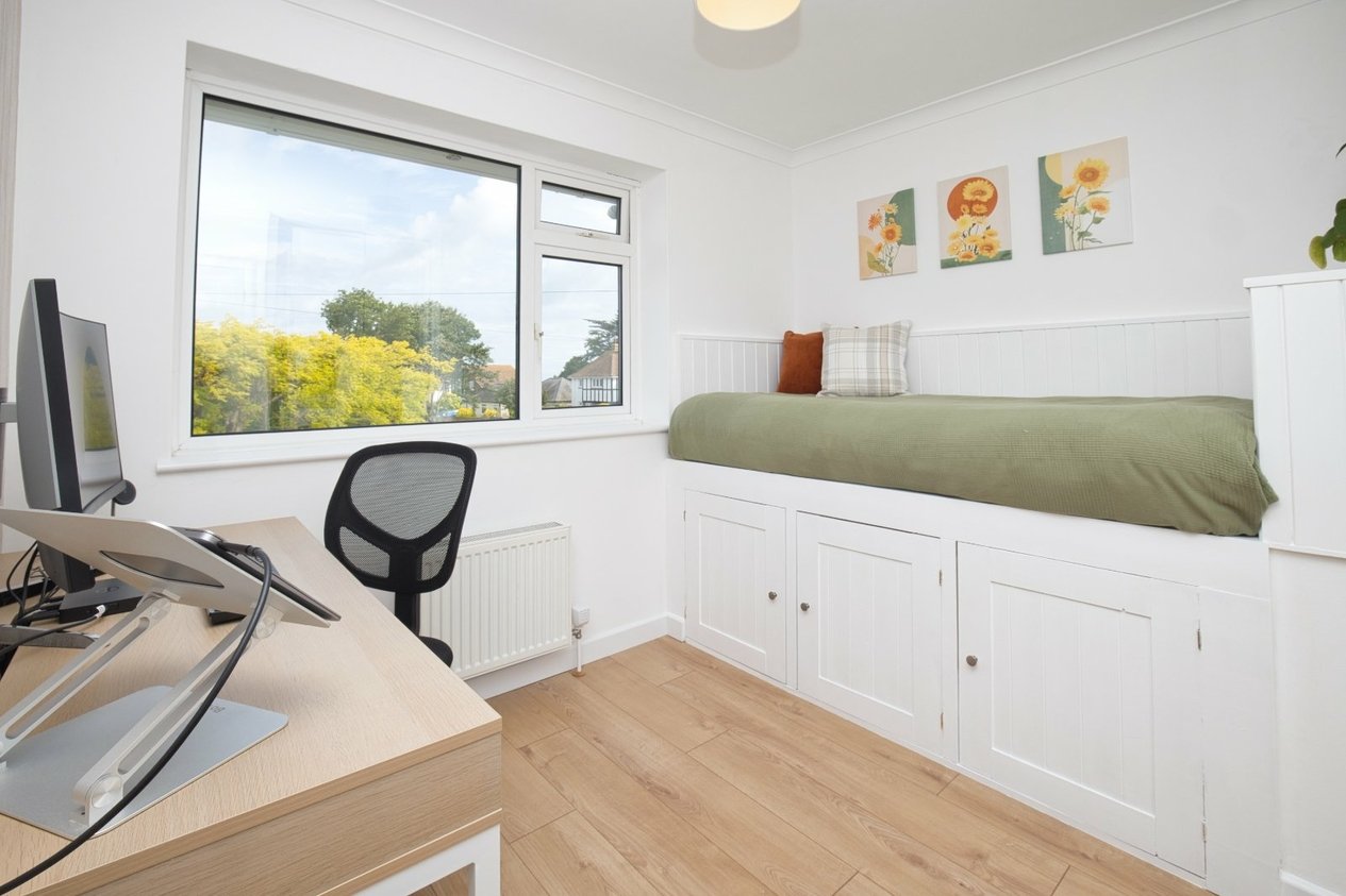 Properties For Sale in Dane Road Birchington