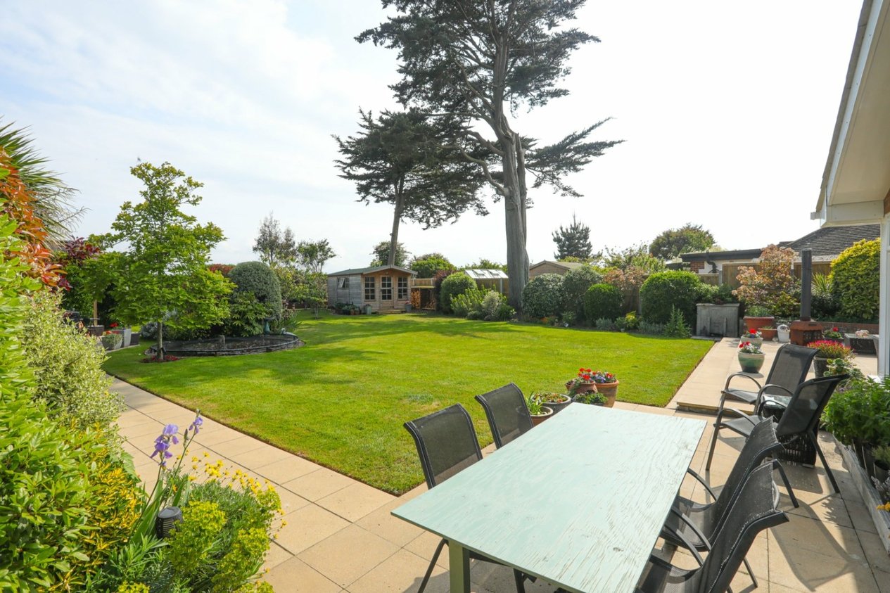 Properties For Sale in Dane Road Birchington