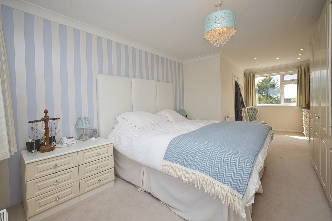 Properties For Sale in Dane Road Birchington