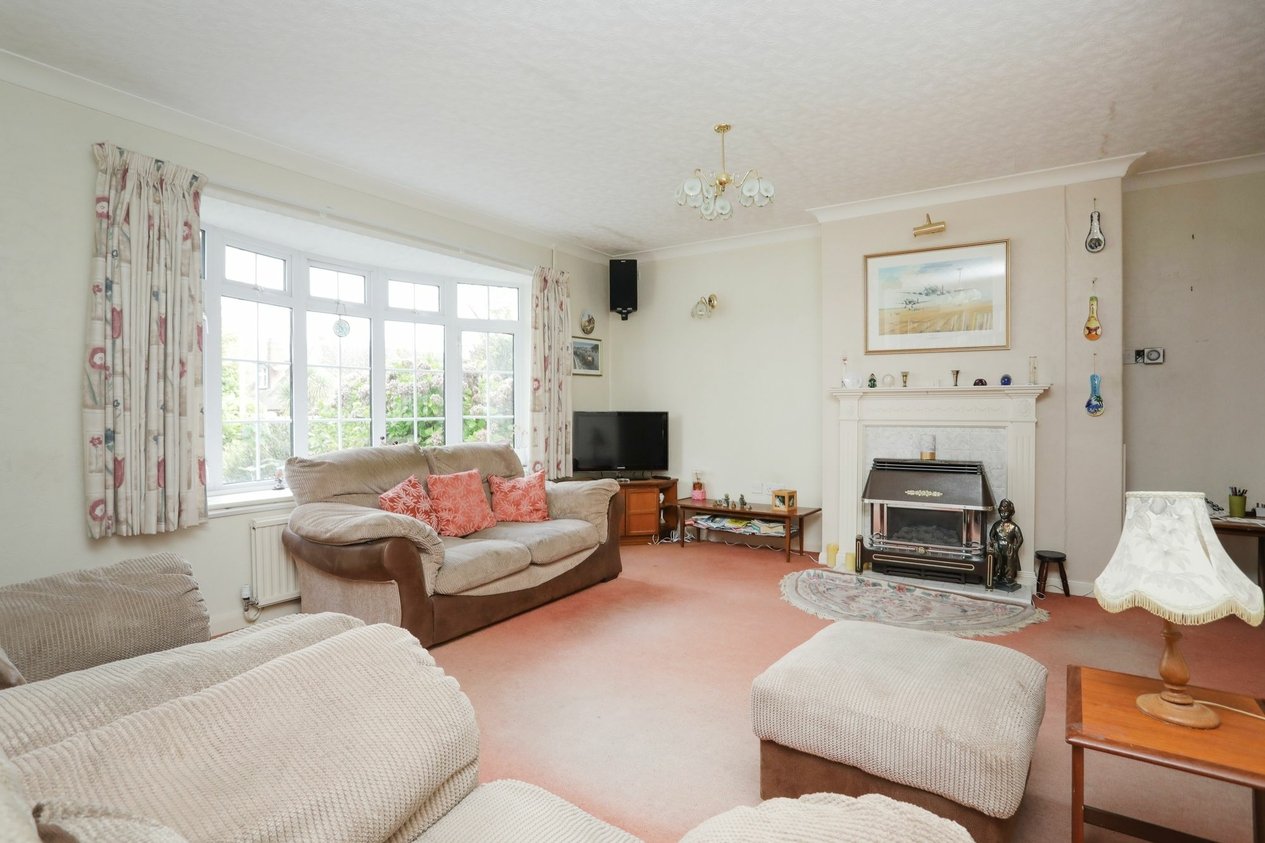 Properties For Sale in Dane Road  Minnis Bay