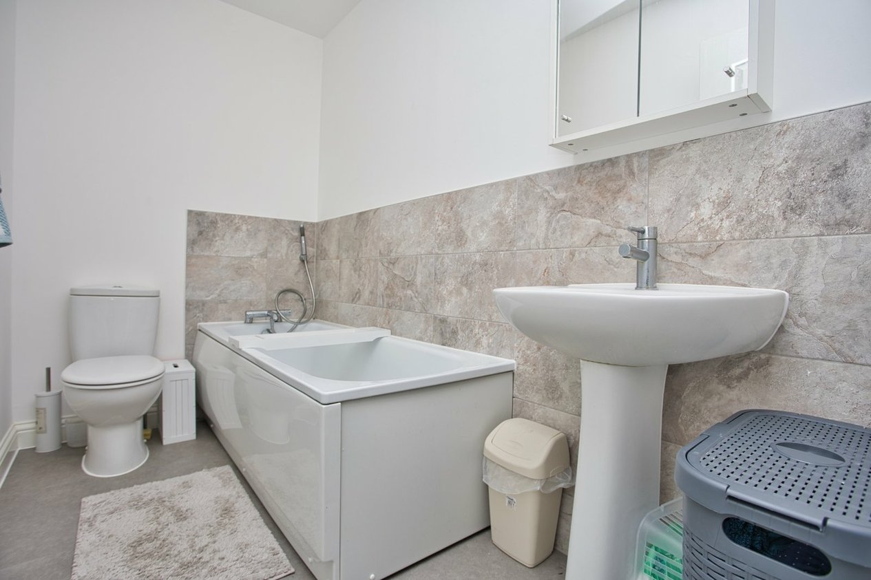 Properties For Sale in Daniels Place Hawkinge