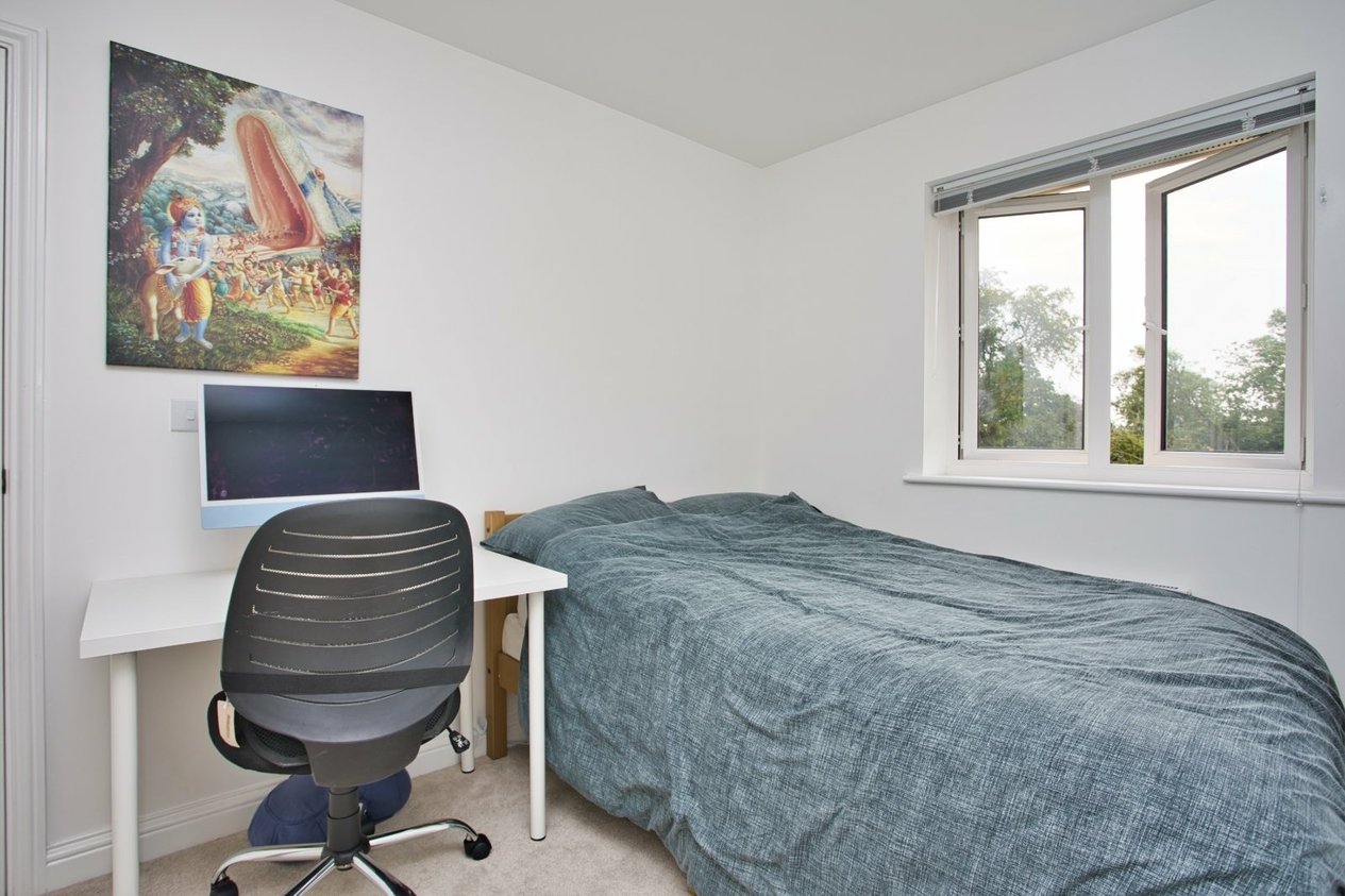 Properties For Sale in Daniels Place Hawkinge