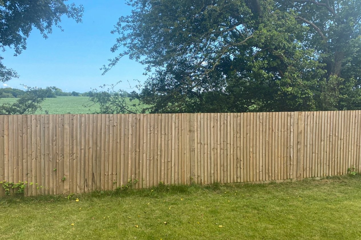 Properties For Sale in Daniels Place Hawkinge