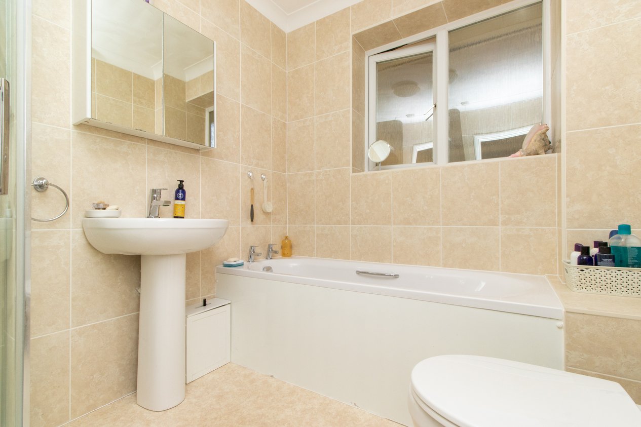 Properties For Sale in Dargate Road Whitstable