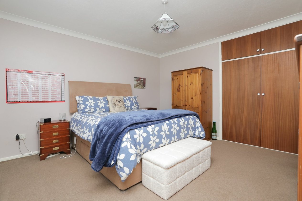 Properties For Sale in Daryngton Avenue  Birchington