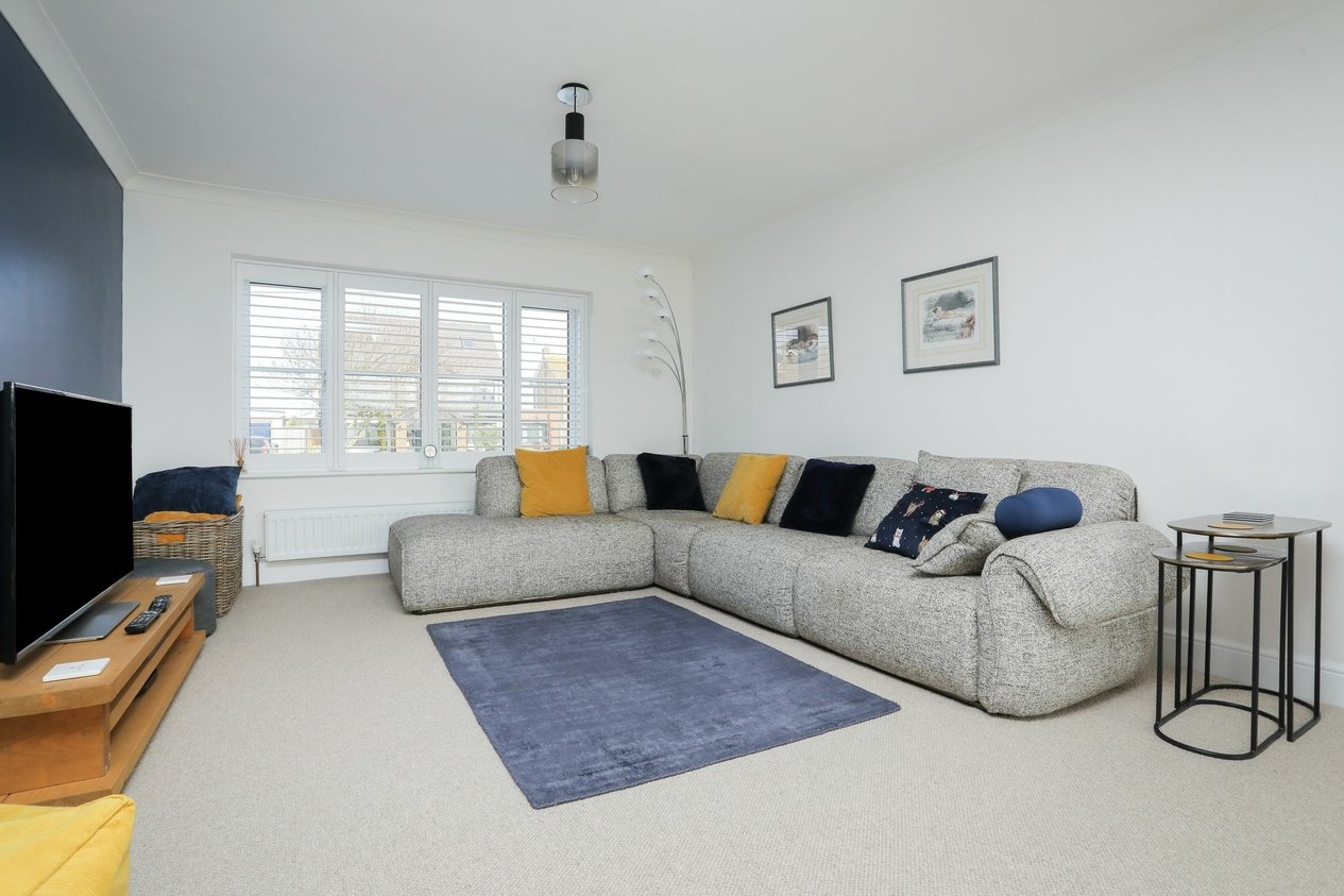 Properties For Sale in Daryngton Avenue  Birchington