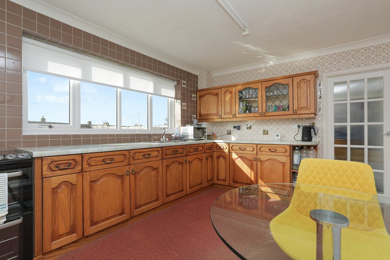 Properties For Sale in Daryngton Avenue  Birchington