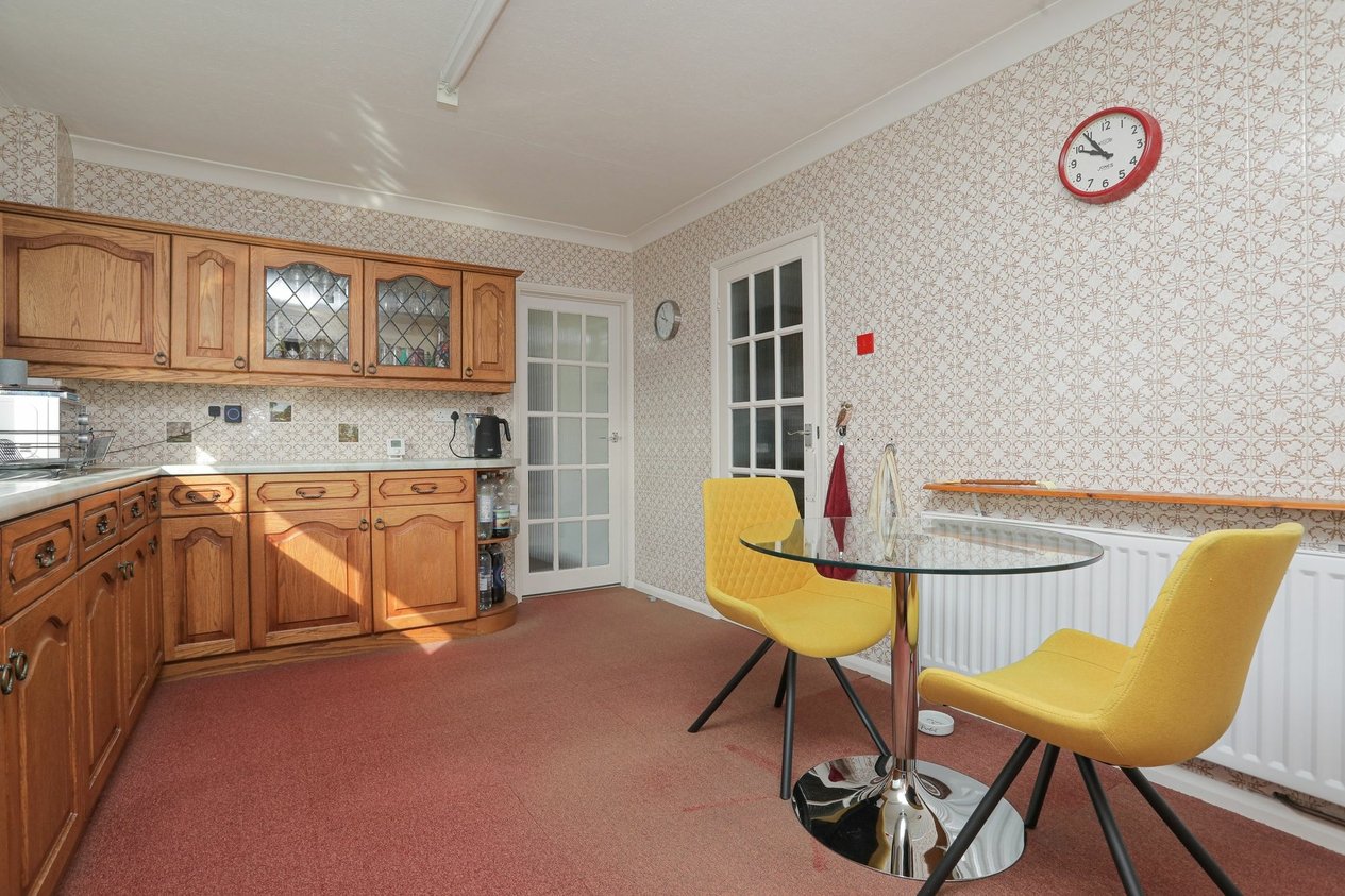 Properties For Sale in Daryngton Avenue  Birchington