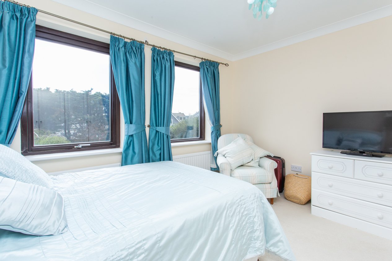 Properties For Sale in Daryngton Avenue Birchington