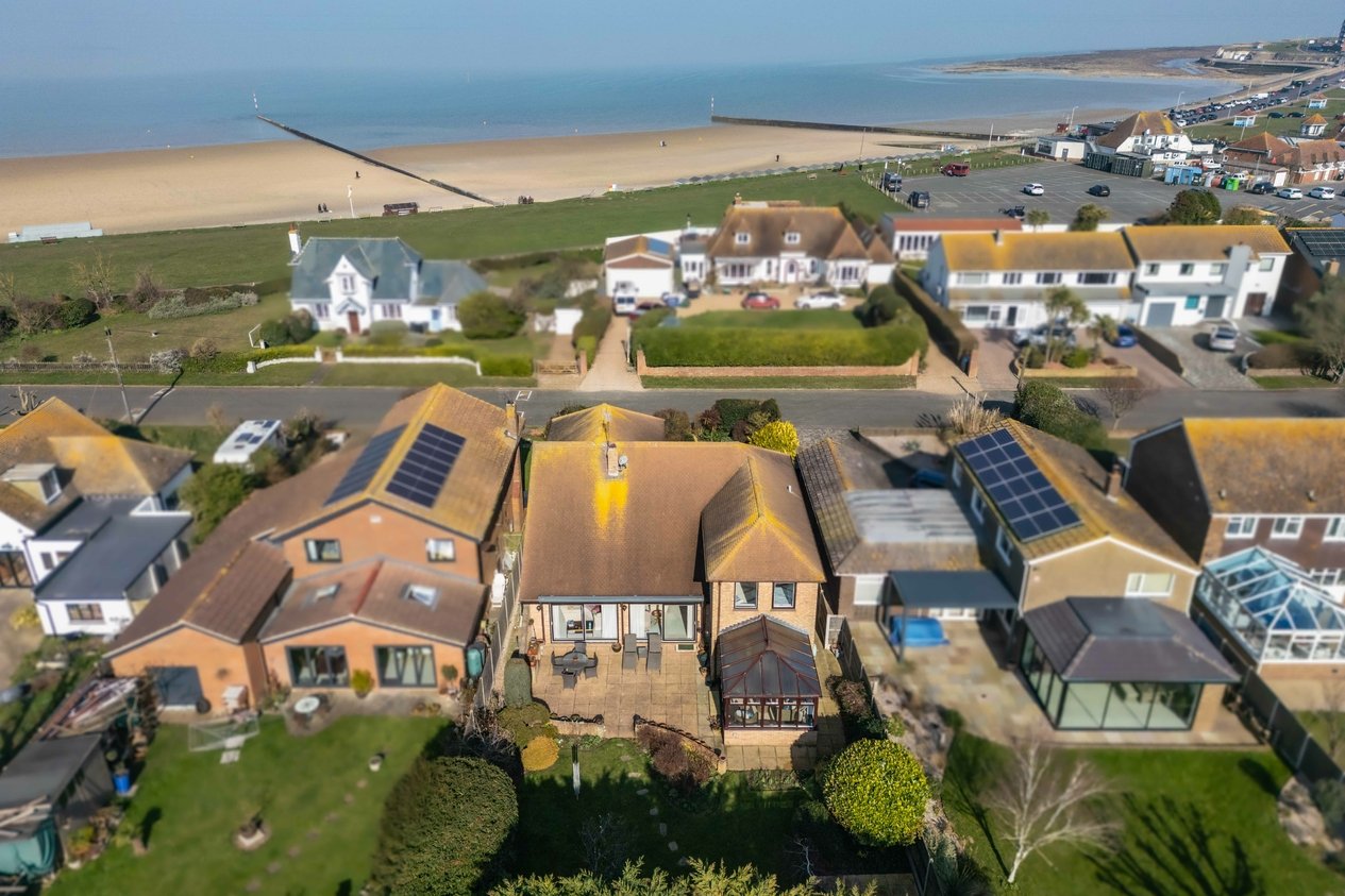 Properties For Sale in Daryngton Avenue Birchington