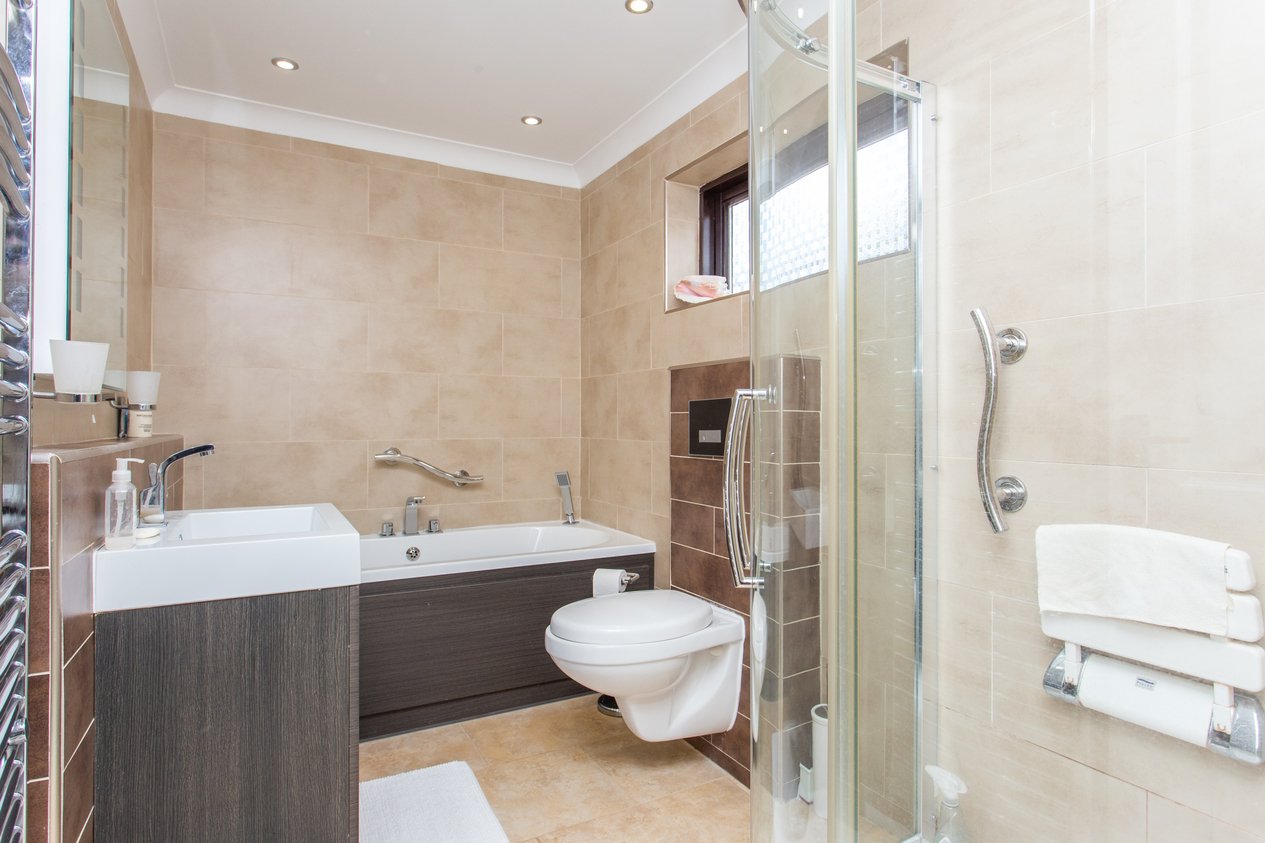 Properties For Sale in Daryngton Avenue Birchington