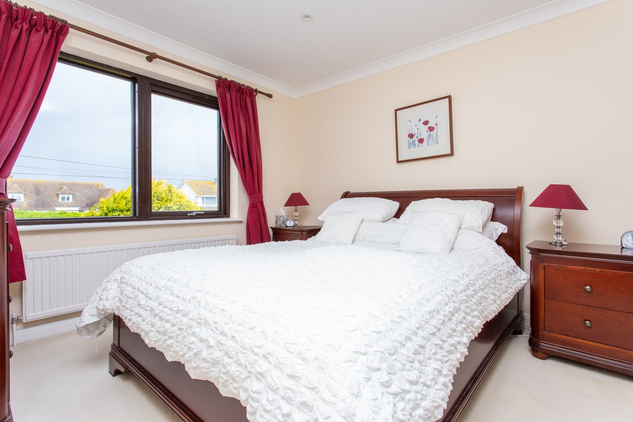 Properties For Sale in Daryngton Avenue Birchington