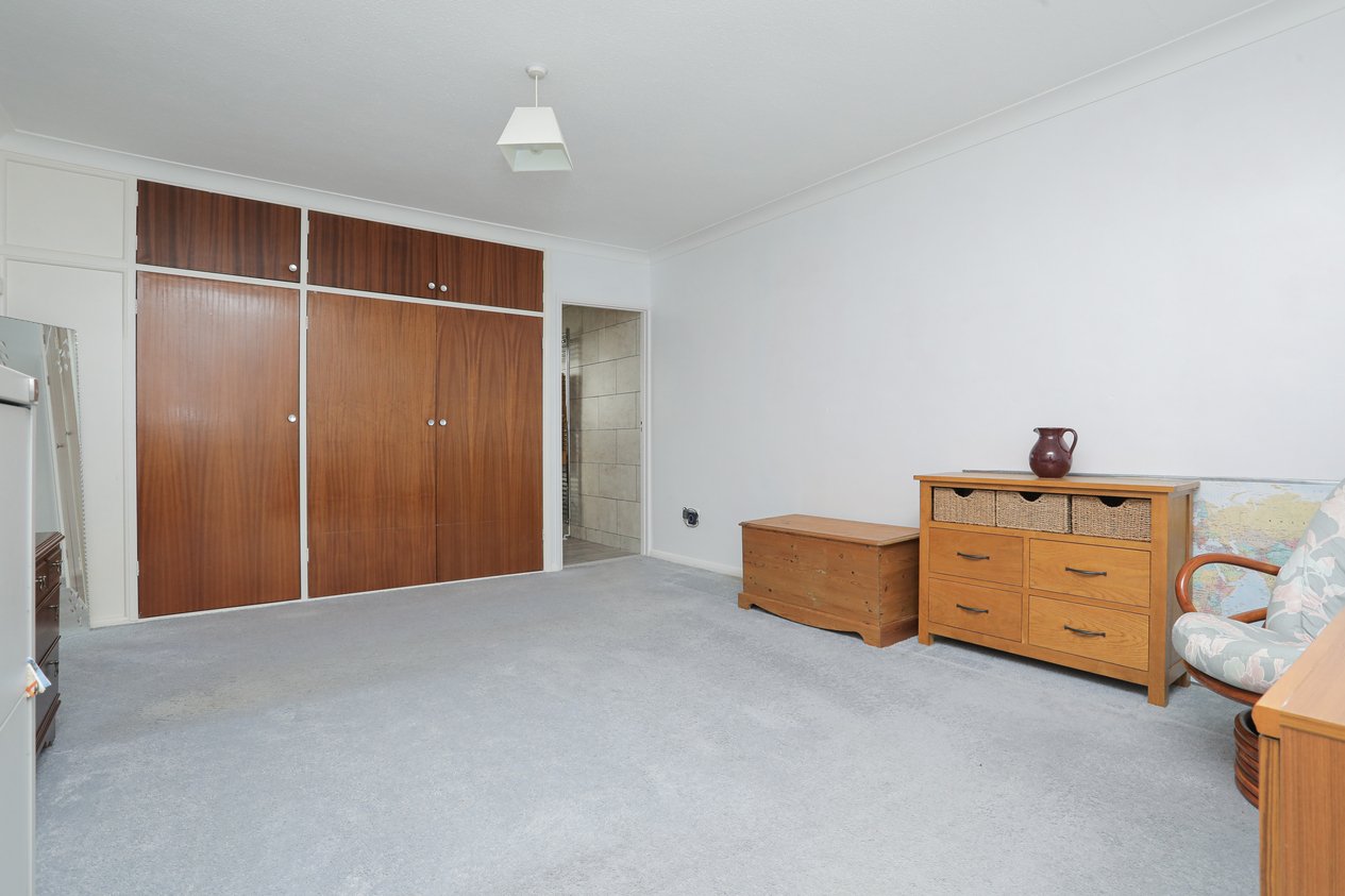 Properties For Sale in Daryngton Avenue Birchington