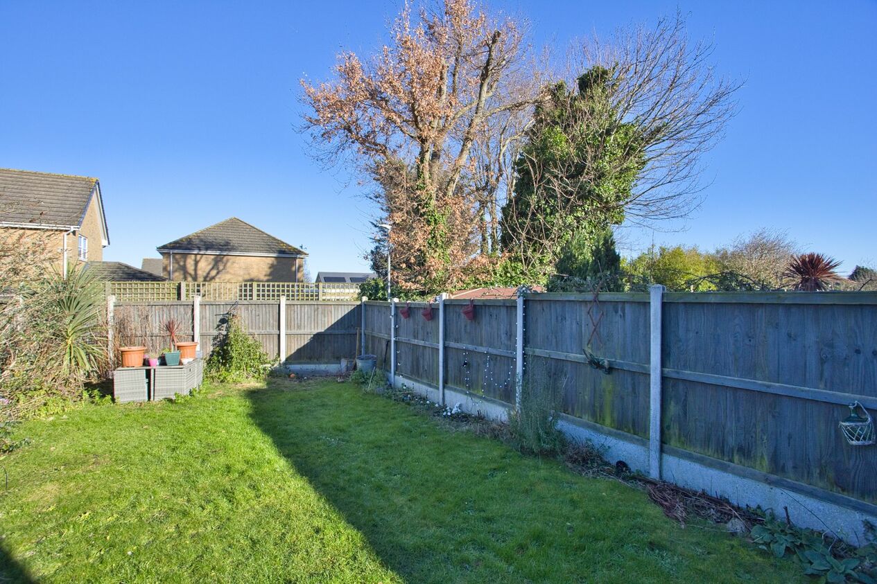 Properties For Sale in Davis Avenue  Deal