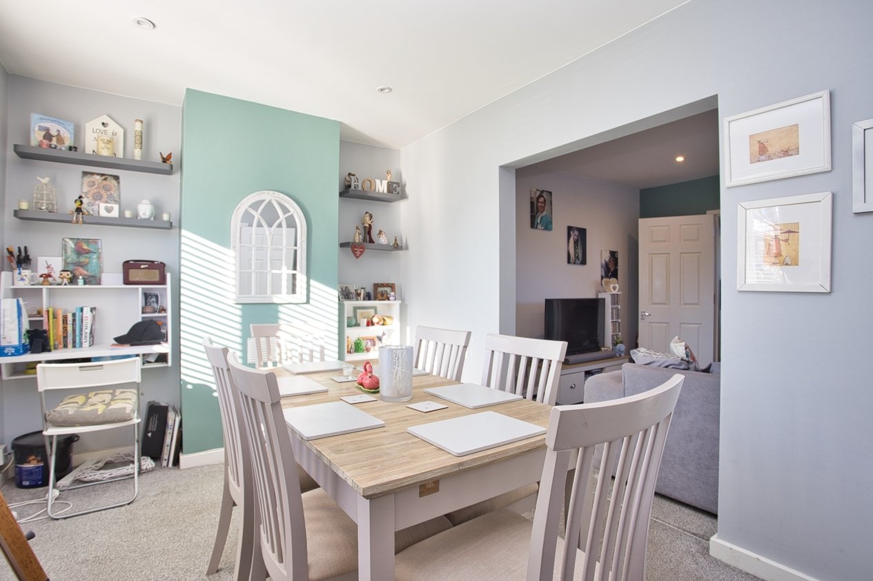 Properties For Sale in Davis Avenue Deal