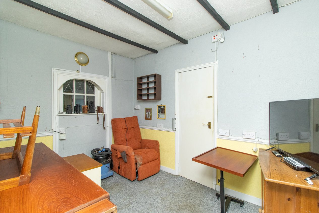 Properties Under Offer in Daytona Way Herne Bay