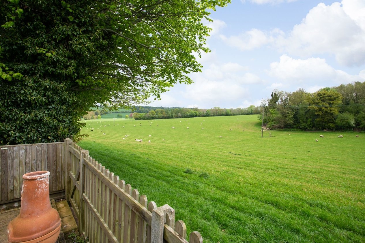 Properties Sold Subject To Contract in Derringstone Downs  Barham