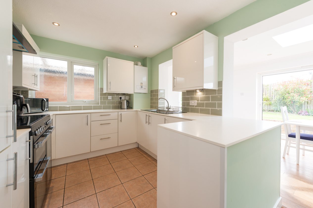 Properties Under Offer in Derwent Avenue Ramsgate
