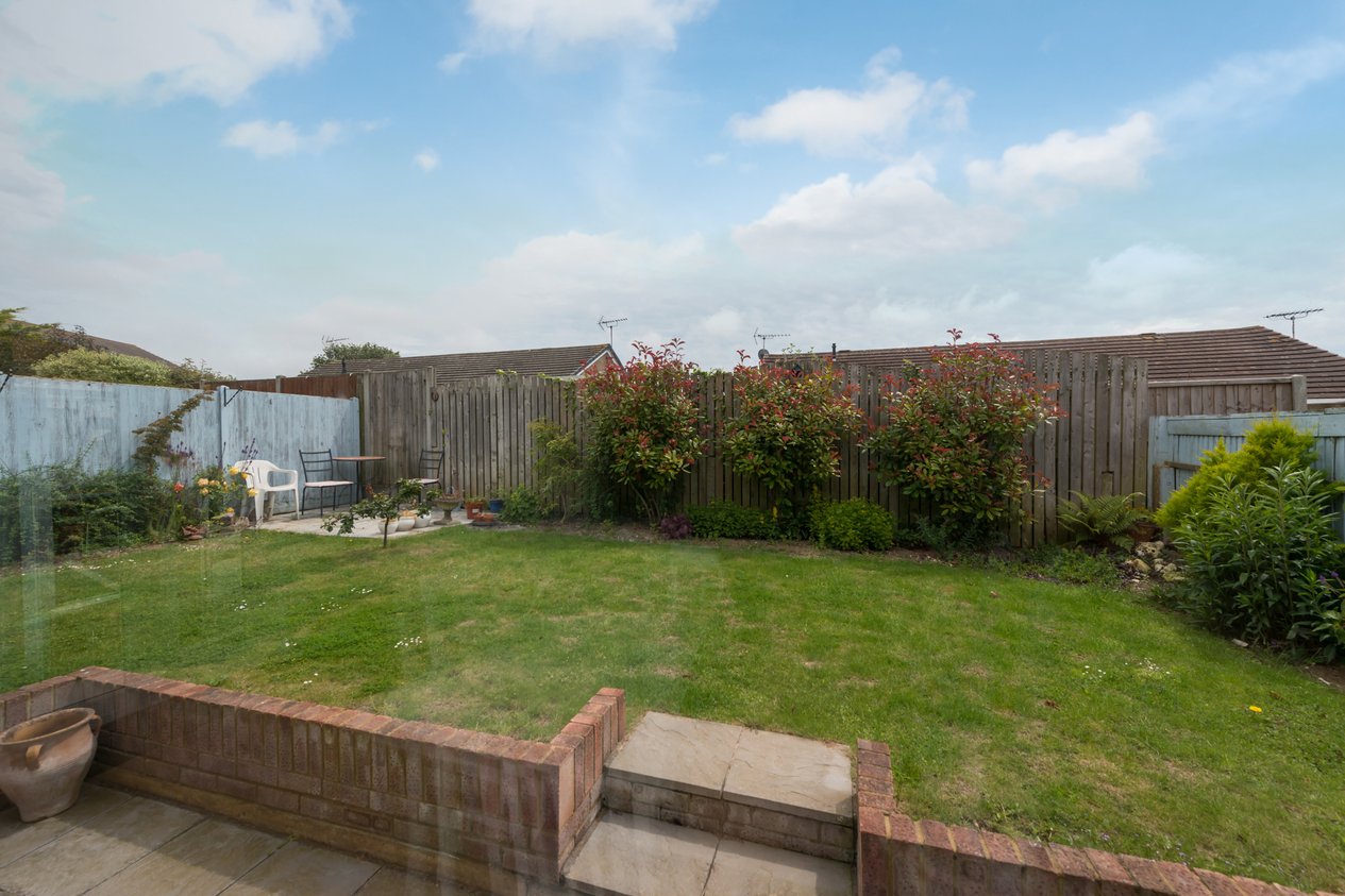 Properties Under Offer in Derwent Avenue Ramsgate