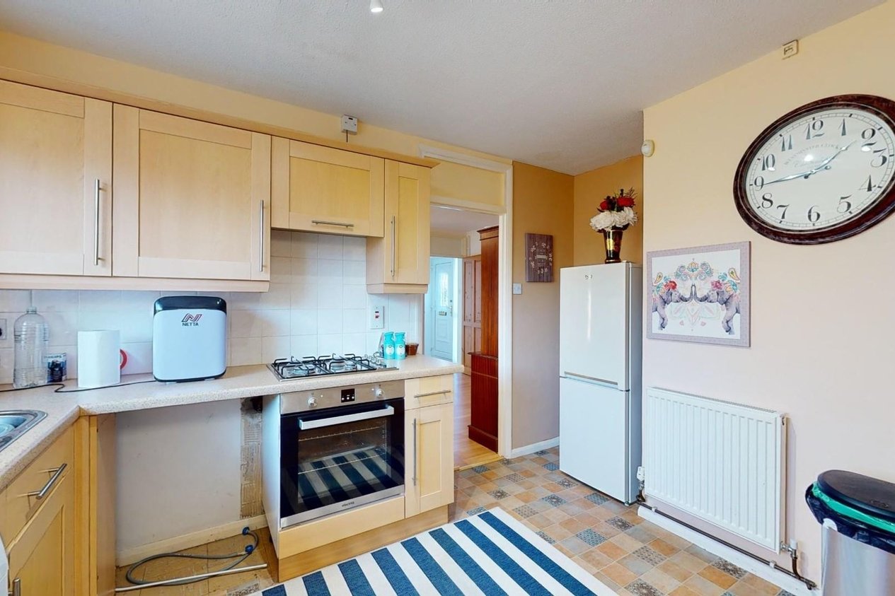 Properties For Sale in Detling Avenue  Broadstairs