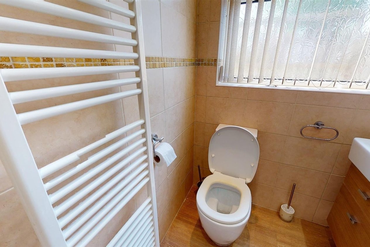 Properties For Sale in Detling Avenue  Broadstairs