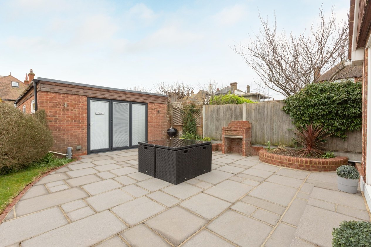 Properties Sold in Dickens Road Broadstairs