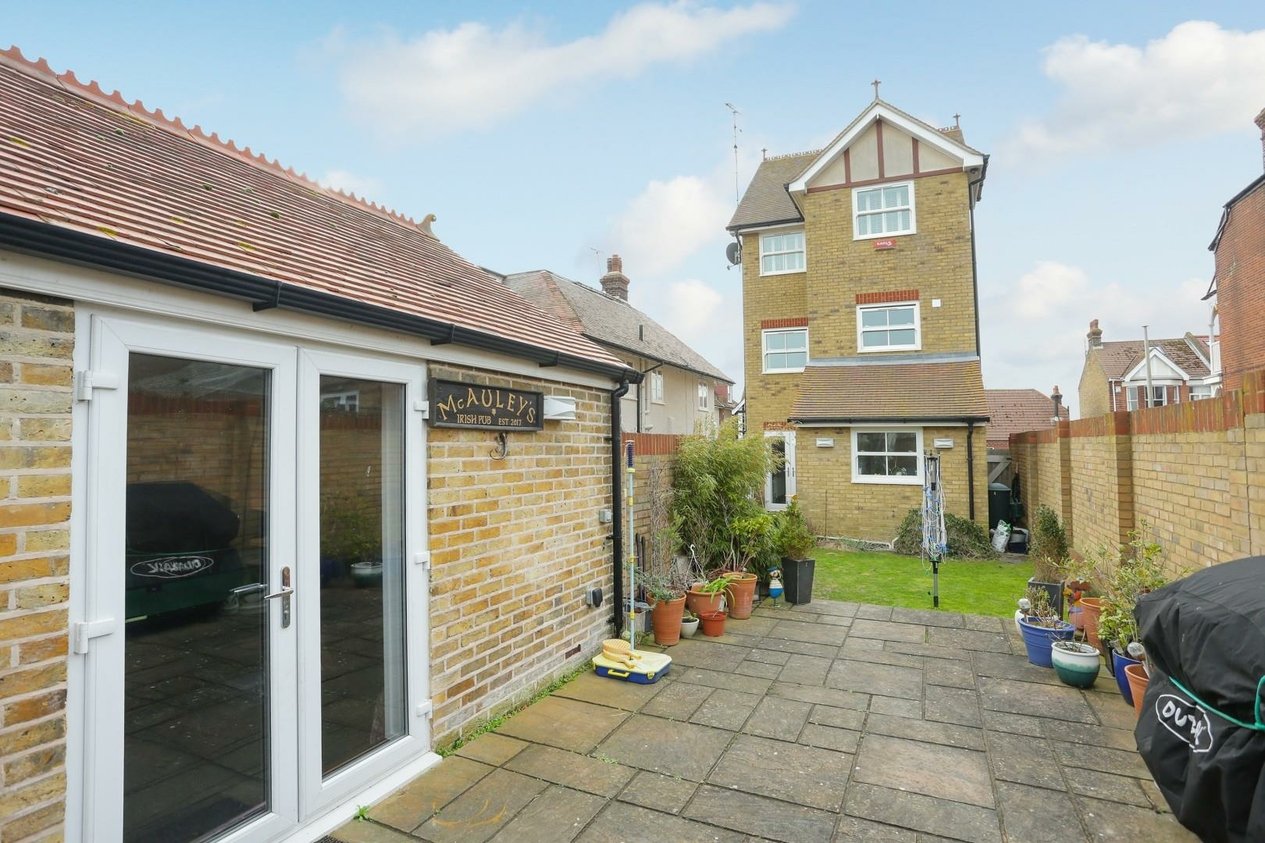 Properties Sold in Dickens Road Broadstairs