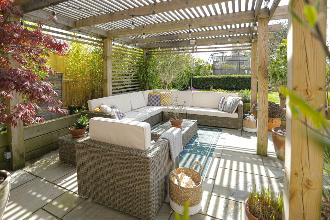 Properties Under Offer in Discovery Drive Preston