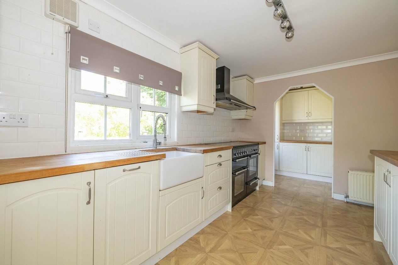 Properties For Sale in Dog and Duck Leisure Park Stourmouth