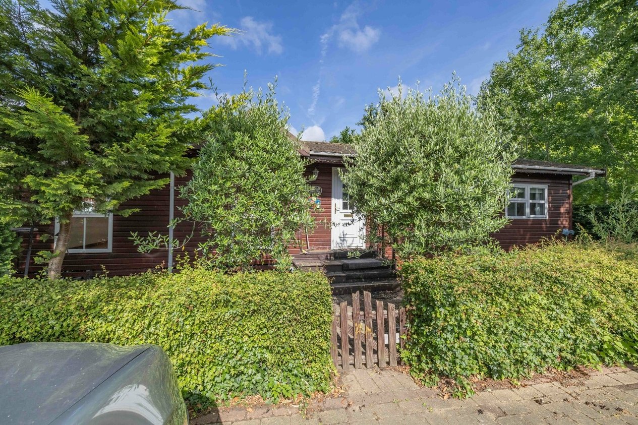 Properties For Sale in Dog and Duck Leisure Park Stourmouth