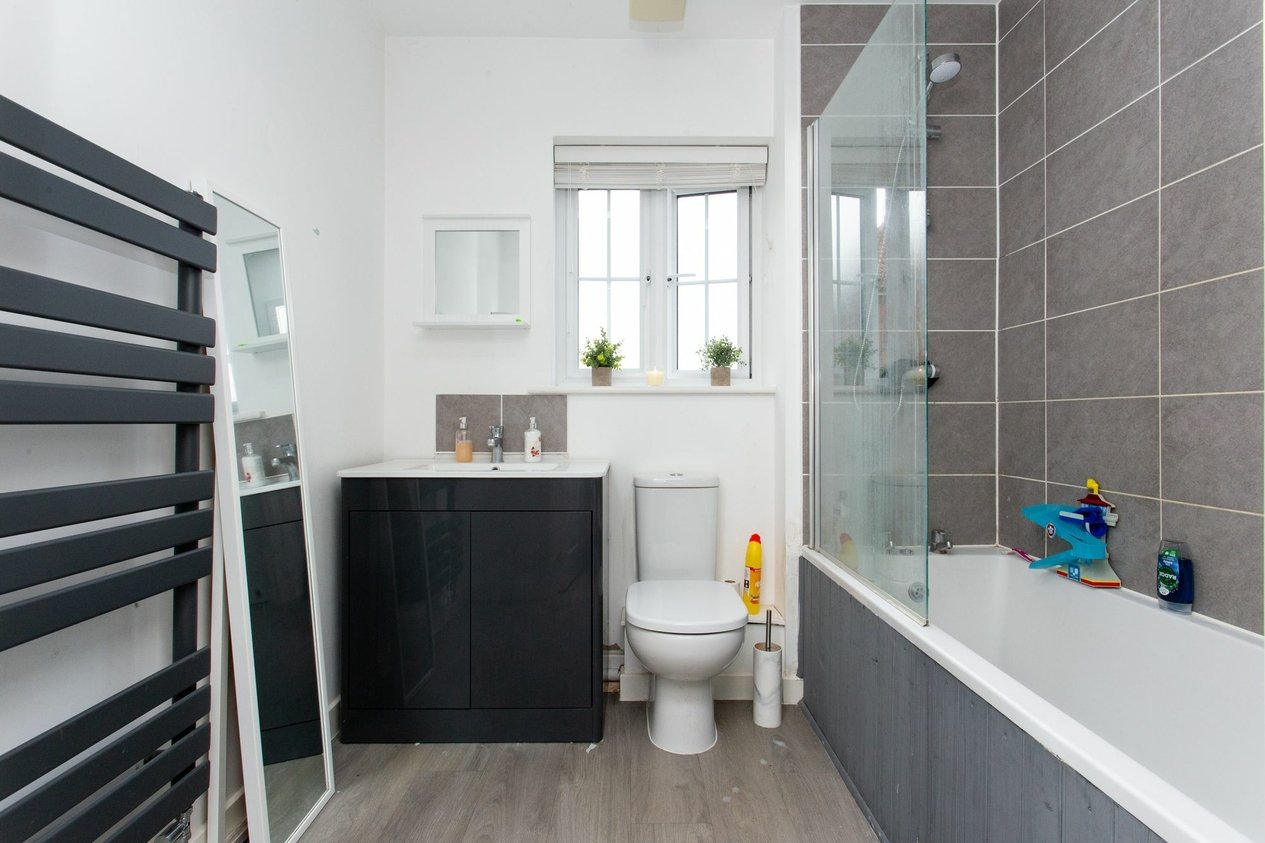 Properties For Sale in Dorman Avenue North  Aylesham