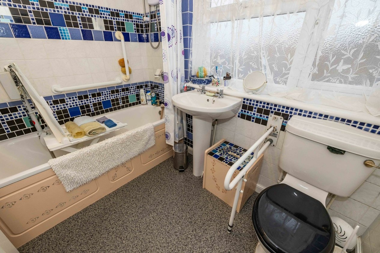 Properties For Sale in Dorman Avenue North  Aylesham