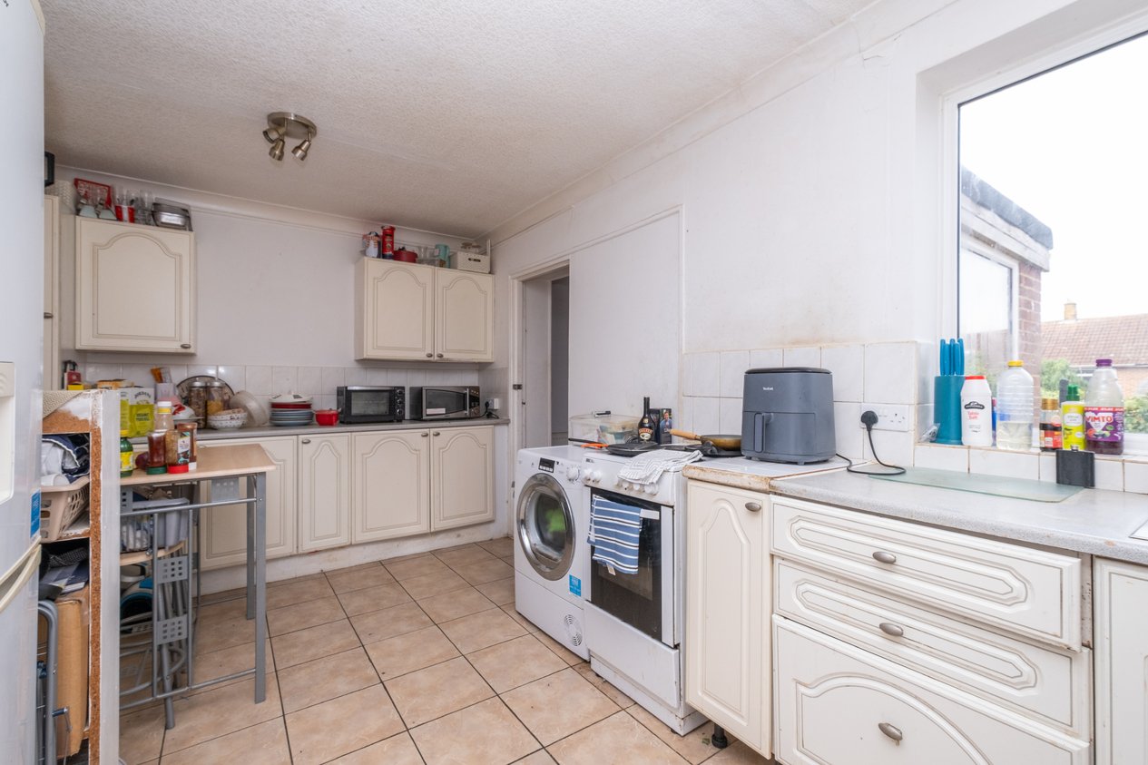 Properties Under Offer in Dorset Road Canterbury