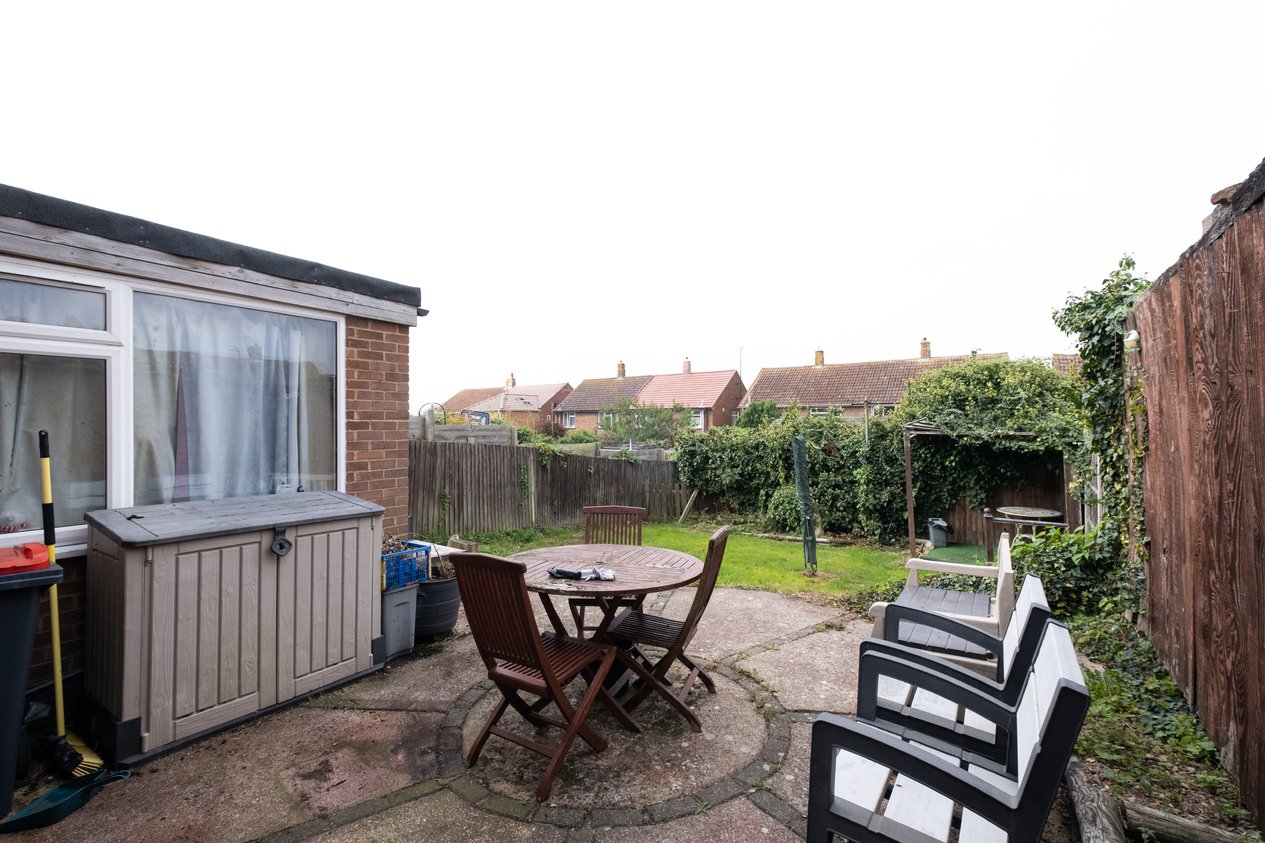 Properties Under Offer in Dorset Road Canterbury