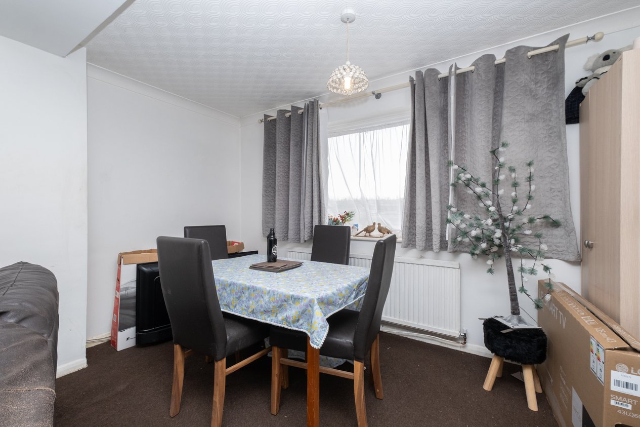 Properties Under Offer in Dorset Road Canterbury