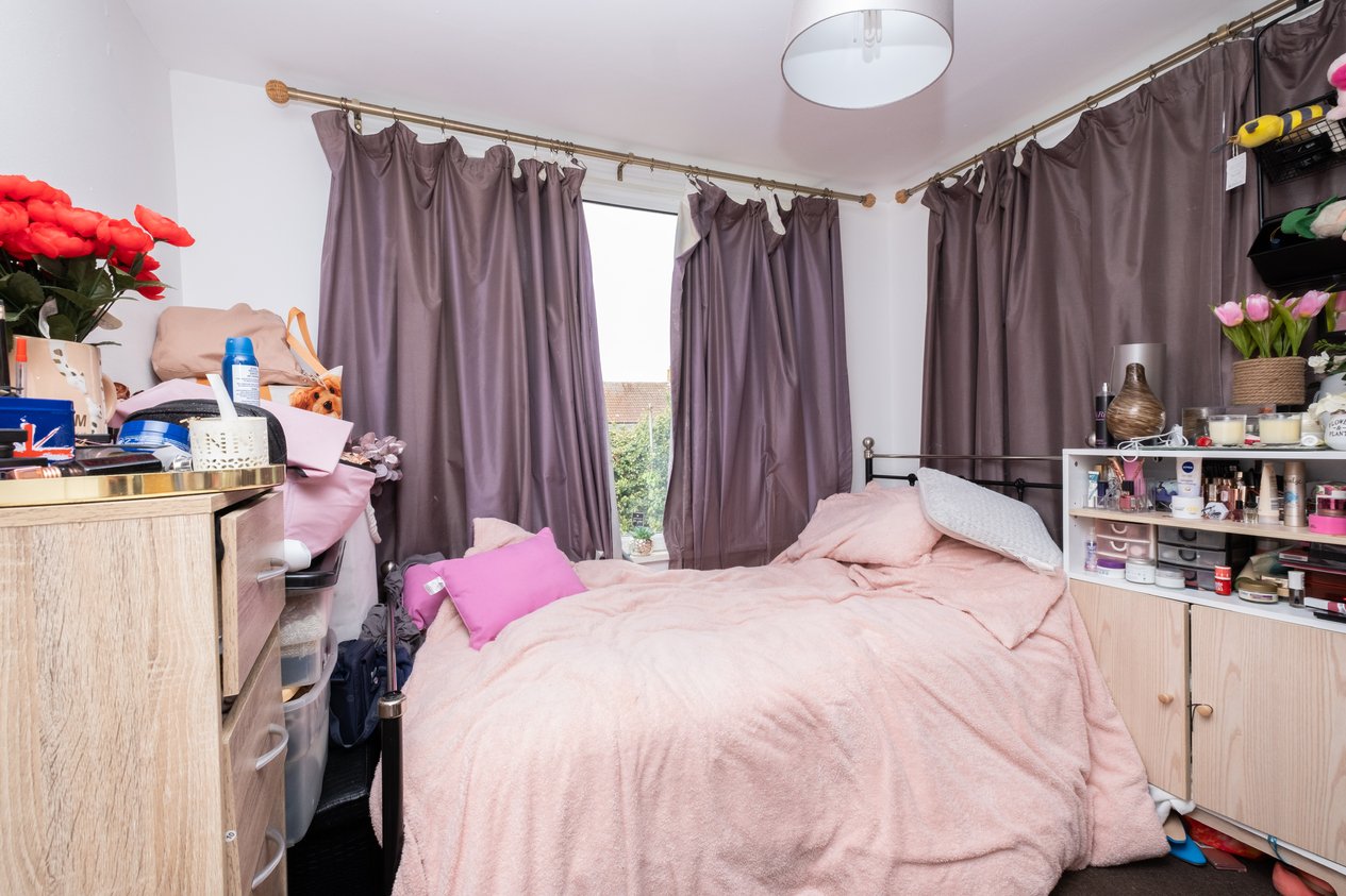 Properties Under Offer in Dorset Road Canterbury