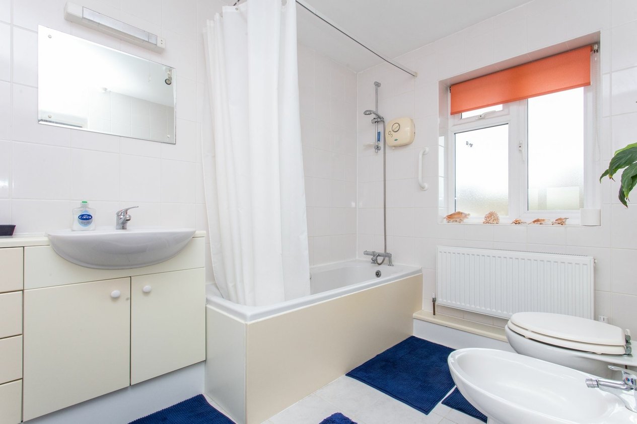 Properties Sold Subject To Contract in Douglas Close  Broadstairs