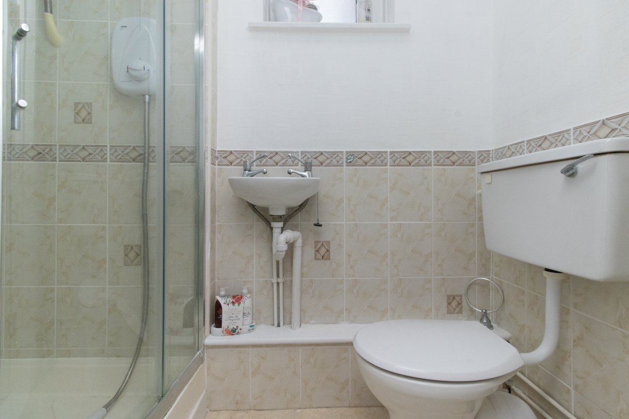 Properties For Sale in Douglas Road Herne Bay